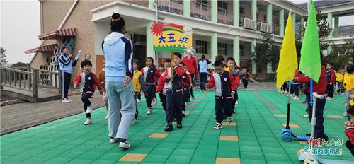 童趣运动 乐享健康——德安二幼2020年秋季趣味运动会开幕式