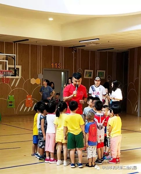 我健康 我快乐——机关二幼携手泰达二幼举办亲子篮球嘉年华