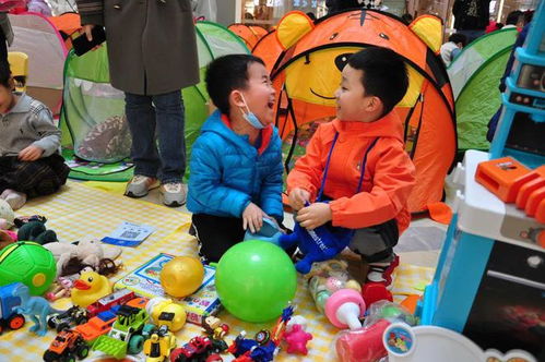 滨城泰达萌娃慈善义卖 小摊位 奉献 大爱心